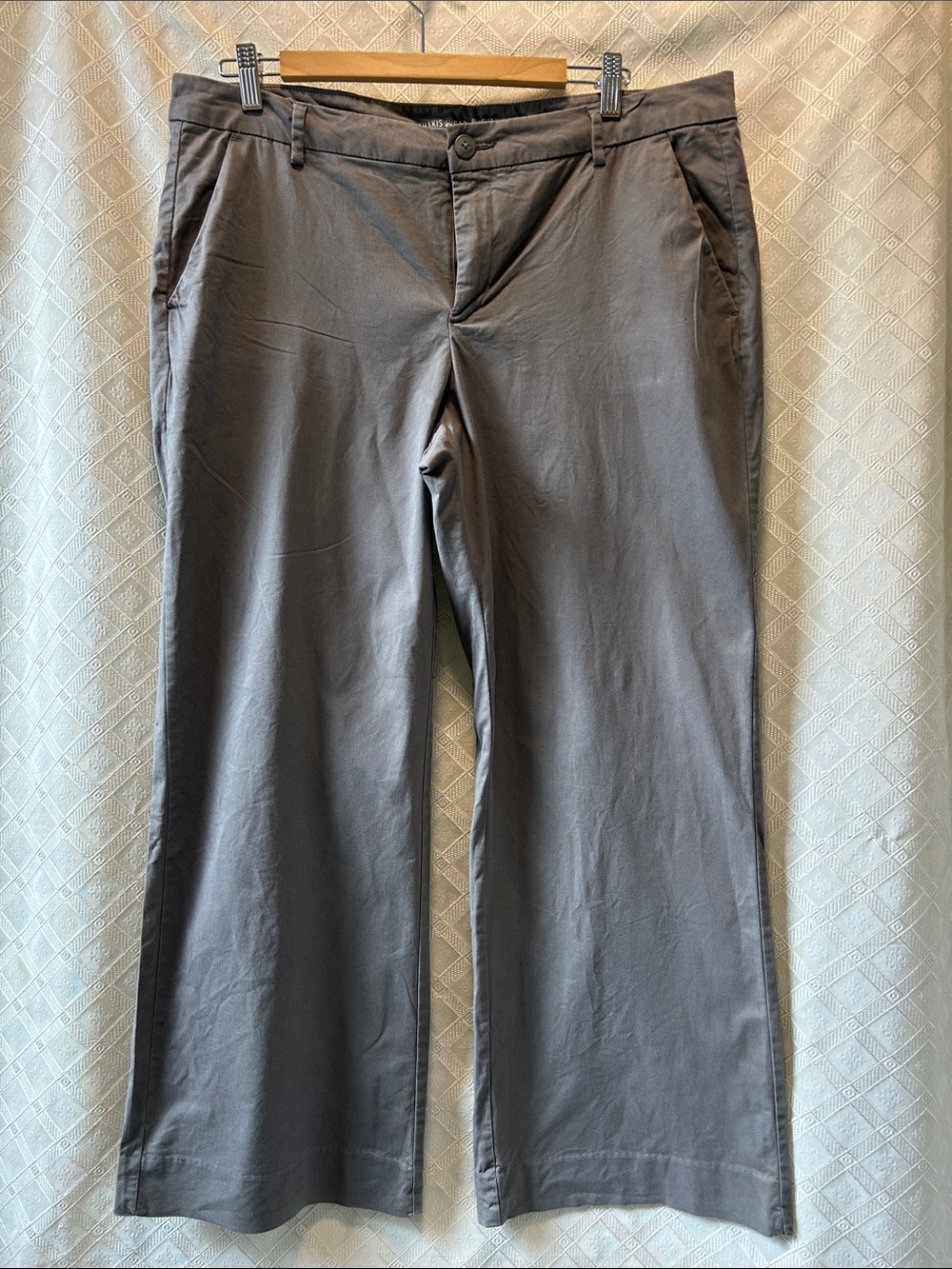 GAP Size 14 Women’s Perfect Khaki Pants Wide Leg Dark Grey
